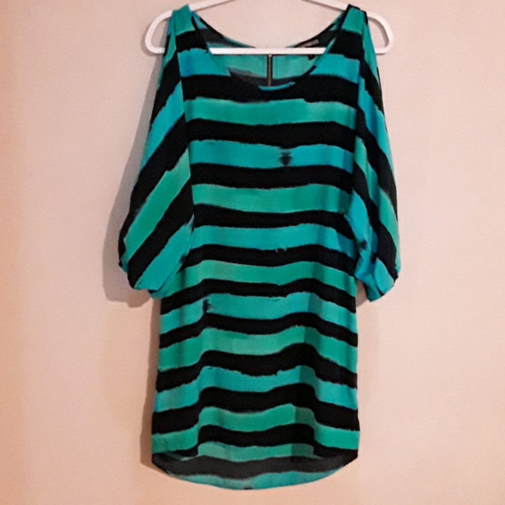 Express Cold Shoulder SP Green and Blue Stripes